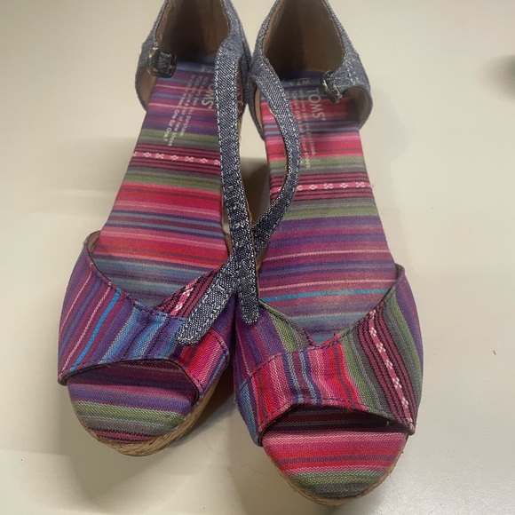 Toms womens platform wedge strappy aztec and chambray print open toe sandals 7.5 - Picture 2 of 6